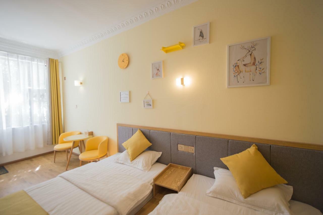 Dali Spring Field Hostel Zewnętrze zdjęcie