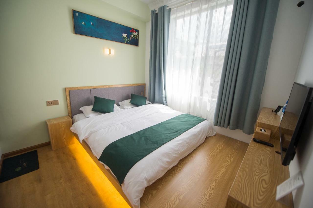 Dali Spring Field Hostel Zewnętrze zdjęcie
