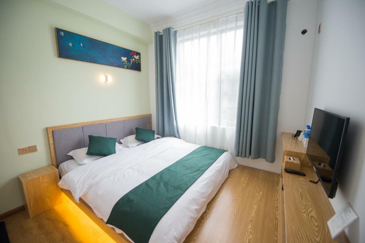 Dali Spring Field Hostel Zewnętrze zdjęcie